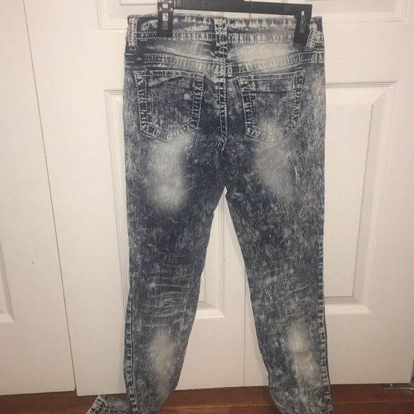 Jeans💛 - Picture 2 of 2